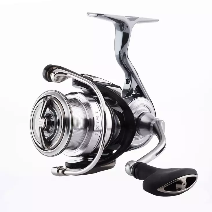 Daiwa 18 Exist LT - Forbremset spinnehjul - 043178577035 - 1